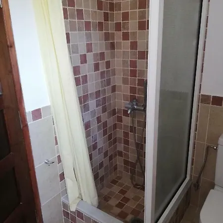 בית נופש Olive Tree House קאונופטרה
