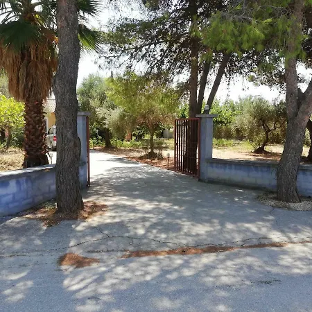 Olive Tree House בית נופש *